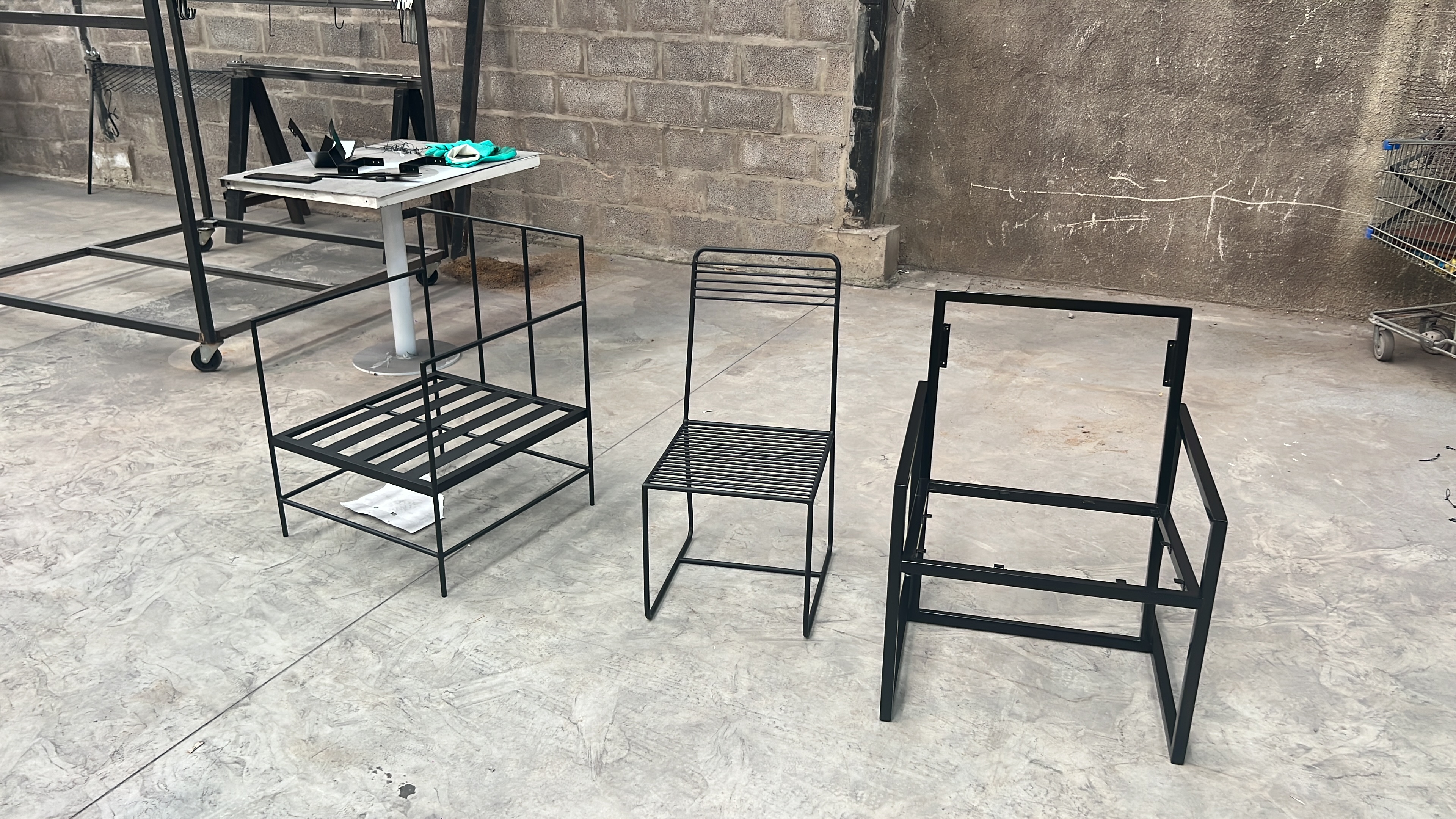 Herrería de diseño con pintura electrostática — taller Prymax